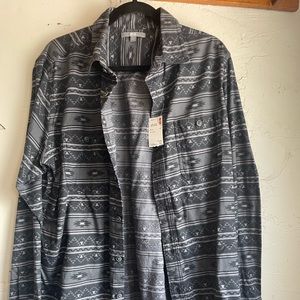 Uniqlo button down